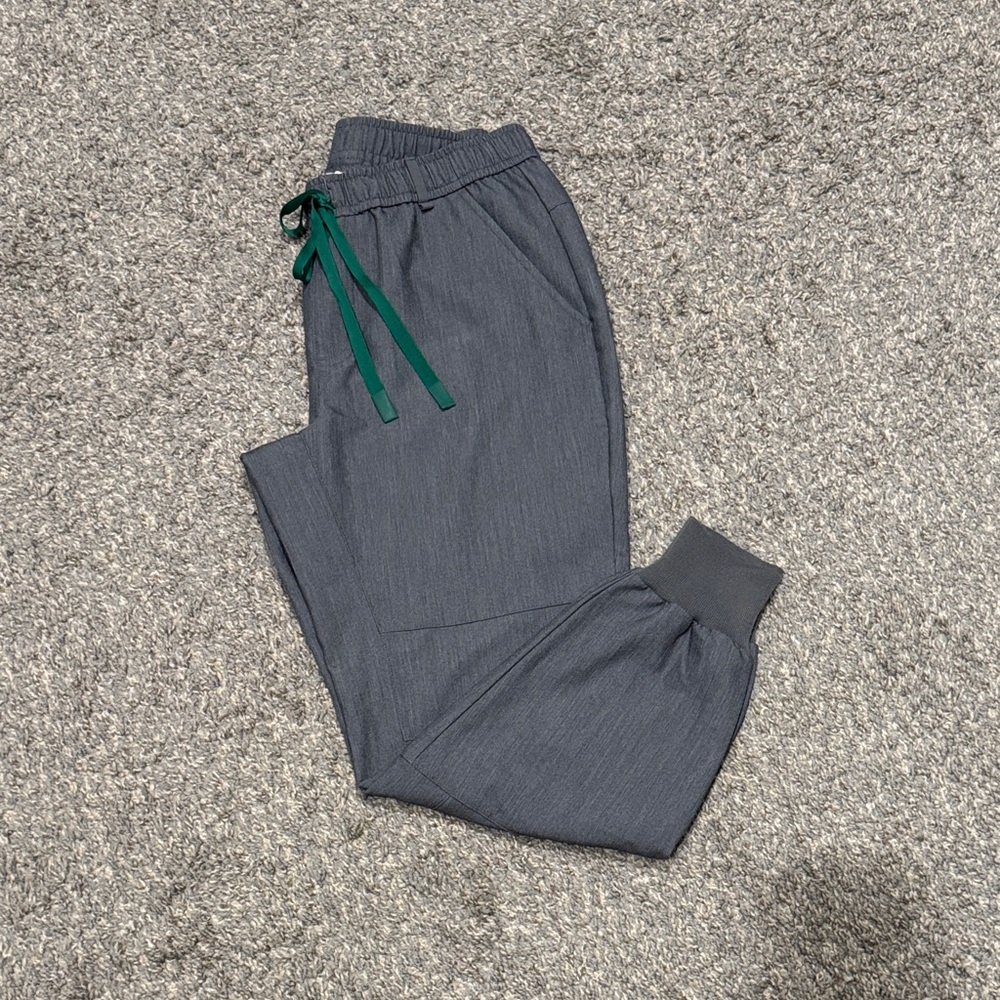 FIGS Men’s Tansen Jogger Scrub Pants (Short)